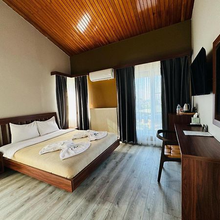 Istanbul Airport Treekos Suite Hotel Karaburun  Exterior photo