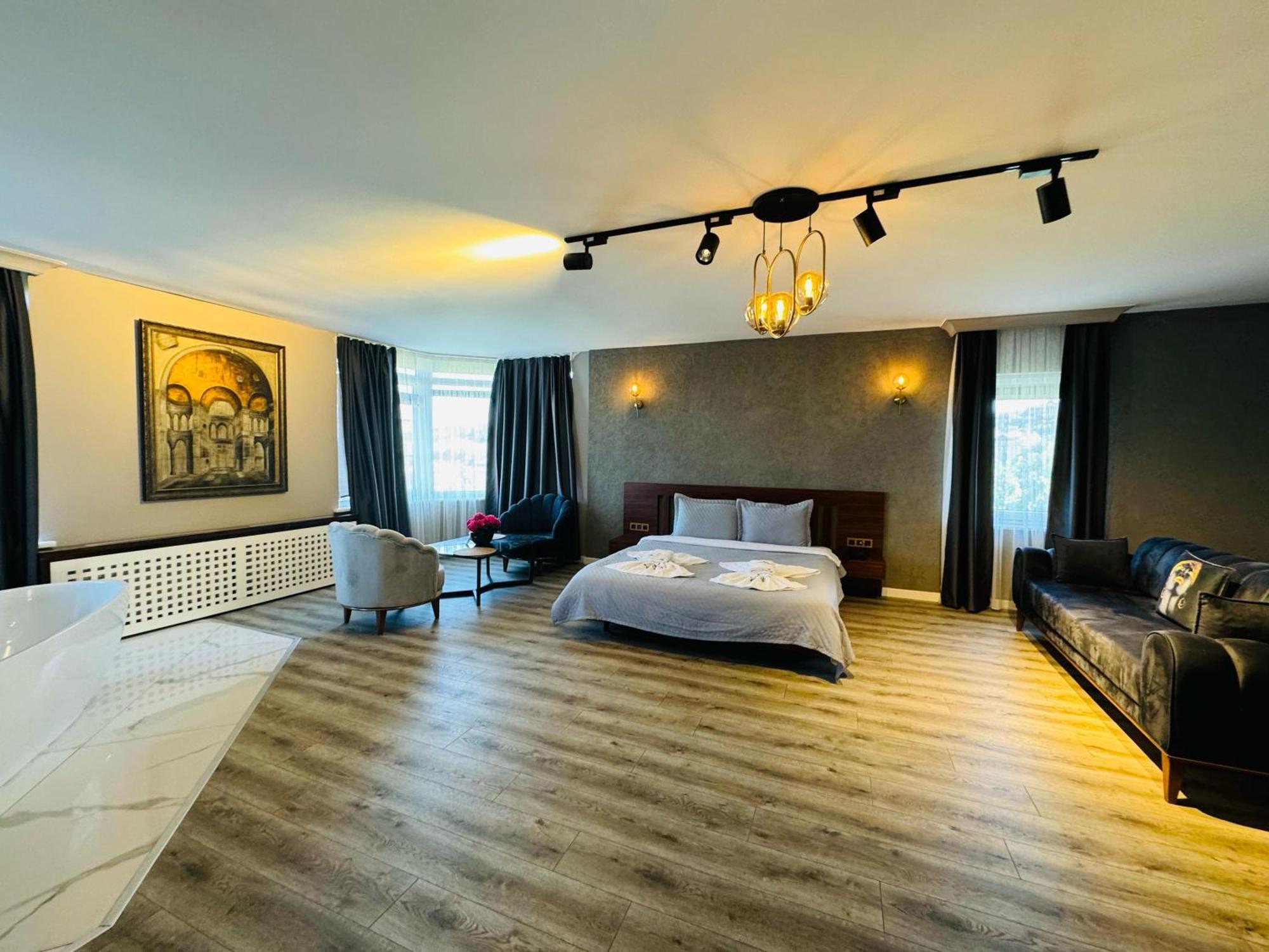 Istanbul Airport Treekos Suite Hotel Karaburun  Exterior photo