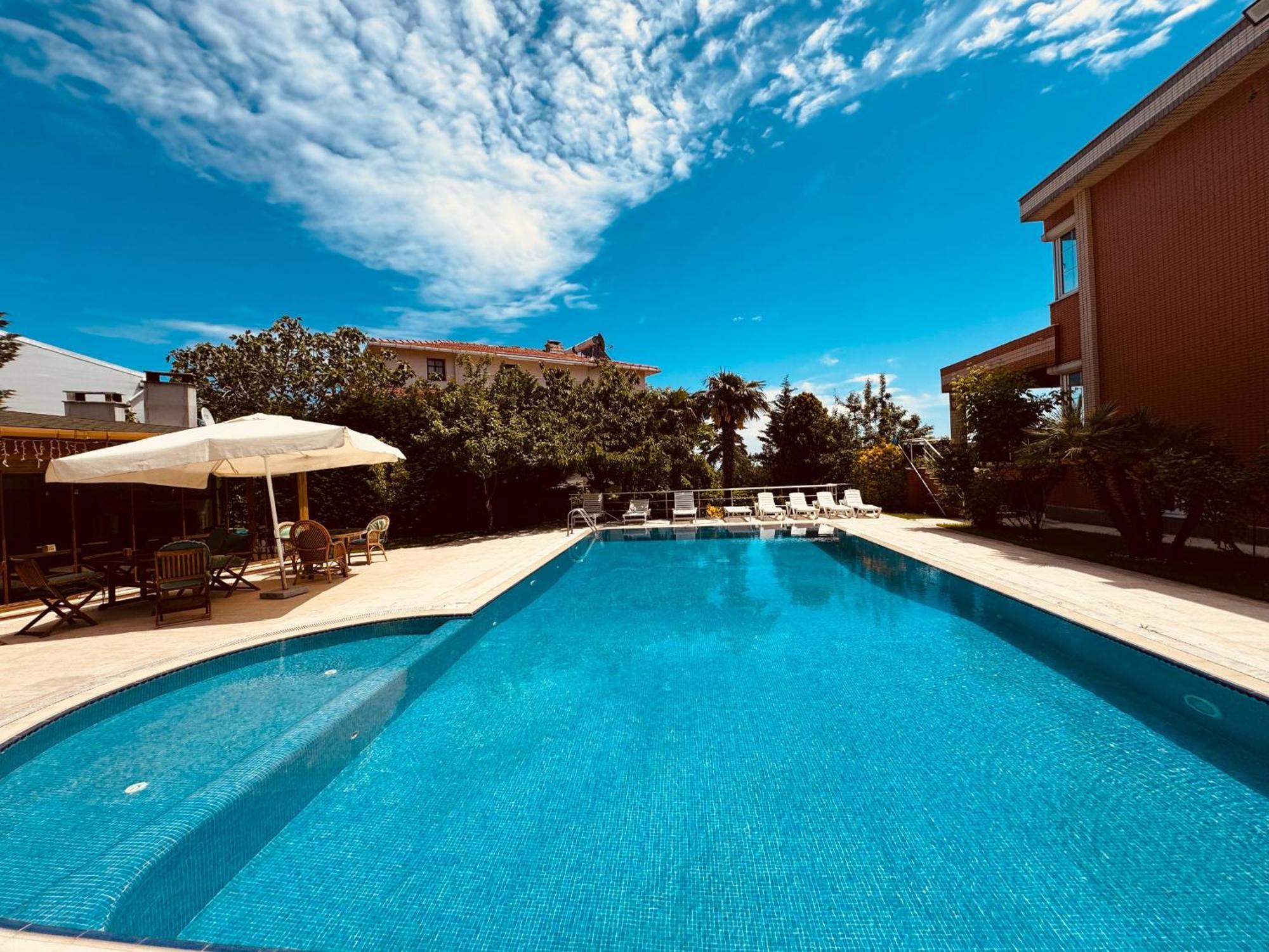 Istanbul Airport Treekos Suite Hotel Karaburun  Exterior photo