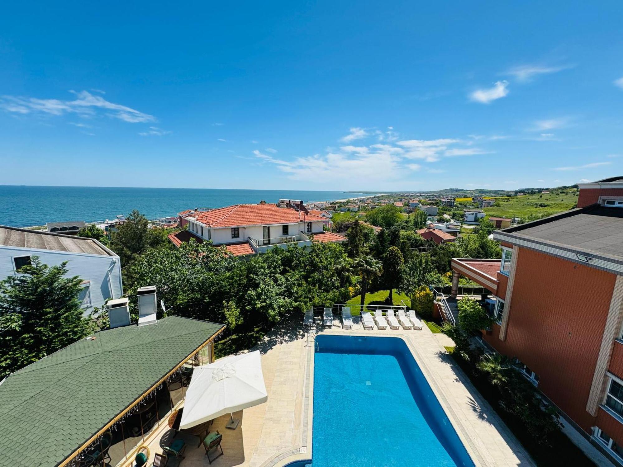 Istanbul Airport Treekos Suite Hotel Karaburun  Exterior photo